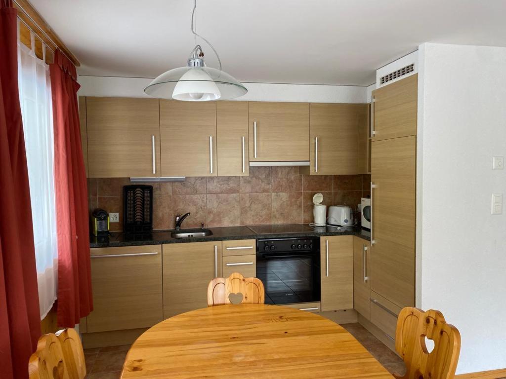 Residence Platane B Гріменц Екстер'єр фото